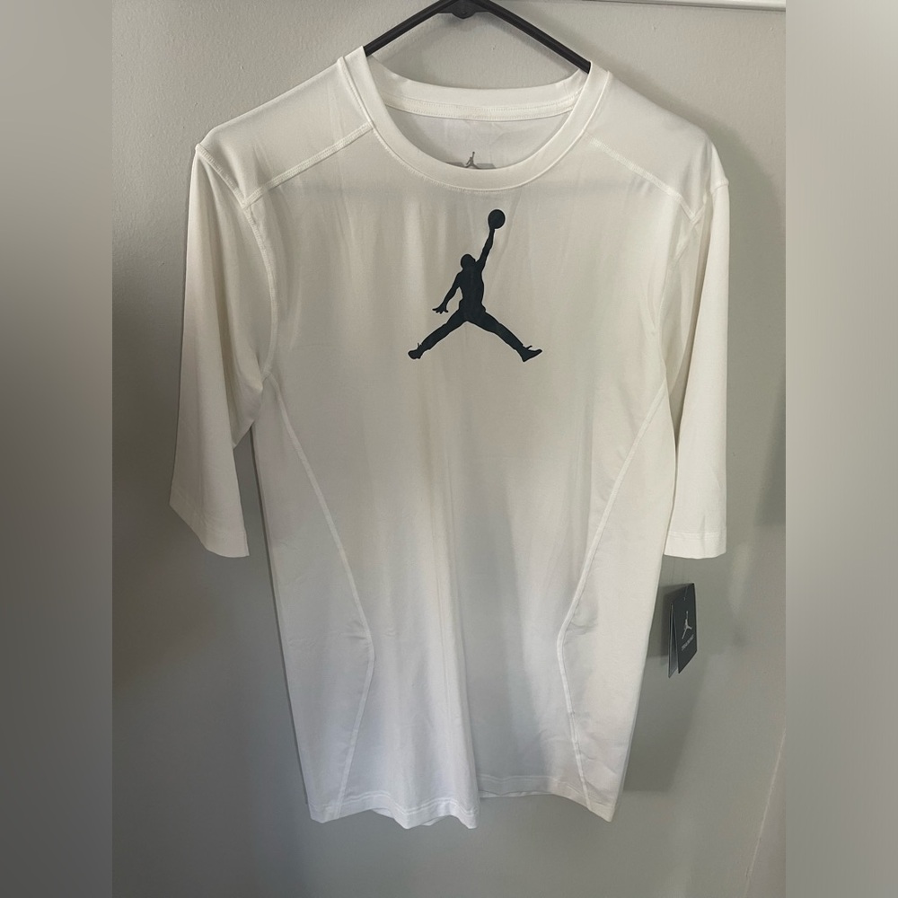 NWT Jordan Jumpman tee